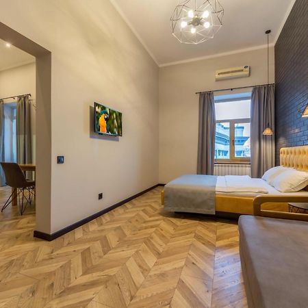 Idea Design Apart-Hotel Prorizna Kiev Luaran gambar
