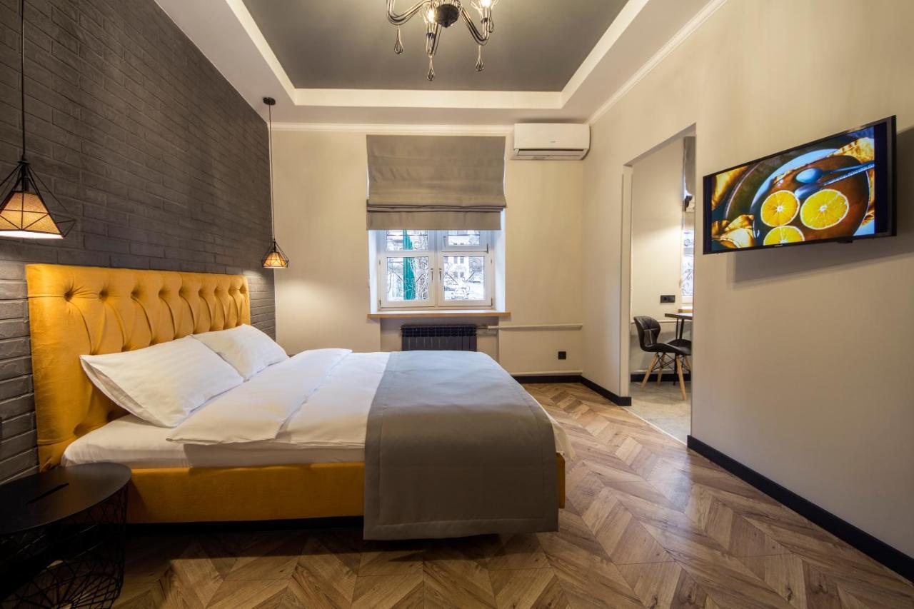 Idea Design Apart-Hotel Prorizna Kiev Luaran gambar