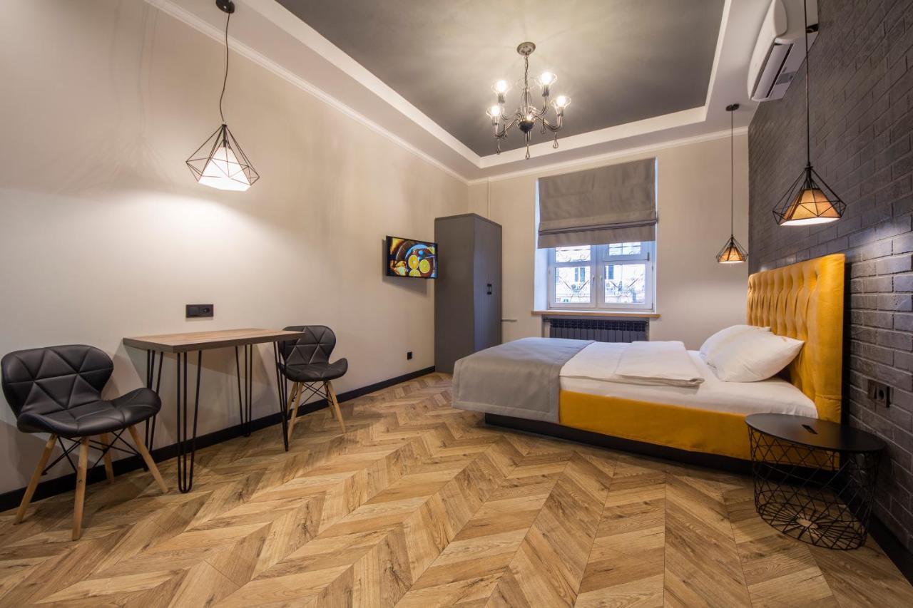 Idea Design Apart-Hotel Prorizna Kiev Luaran gambar