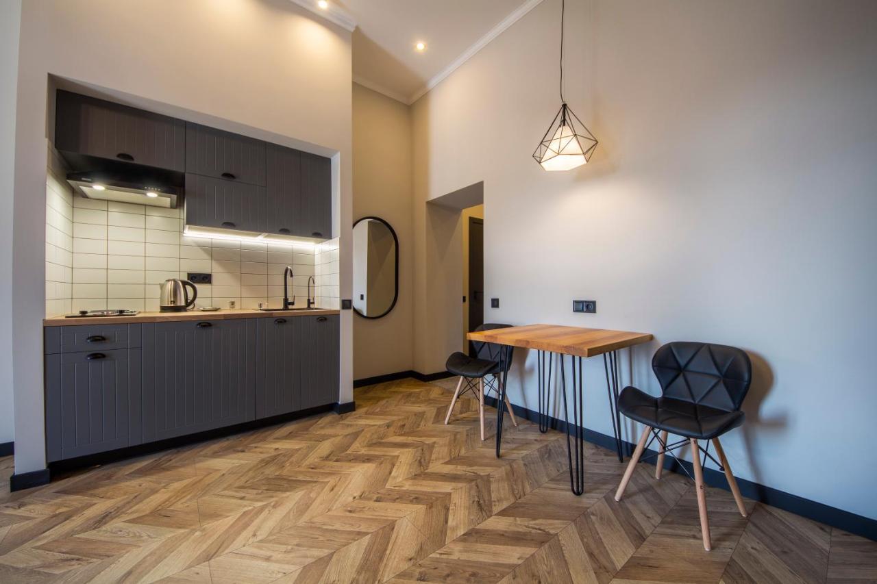 Idea Design Apart-Hotel Prorizna Kiev Luaran gambar