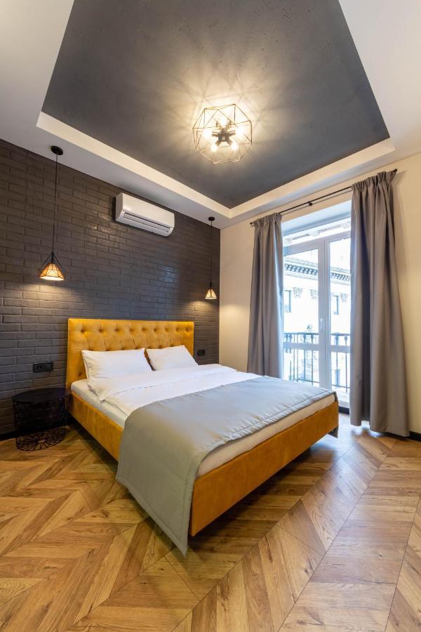 Idea Design Apart-Hotel Prorizna Kiev Luaran gambar