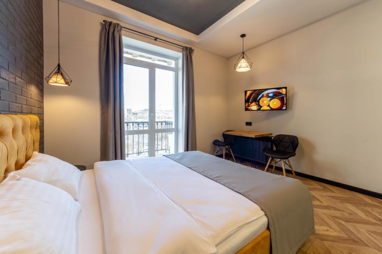 Idea Design Apart-Hotel Prorizna Kiev Luaran gambar