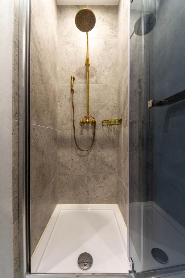 Idea Design Apart-Hotel Prorizna Kiev Luaran gambar