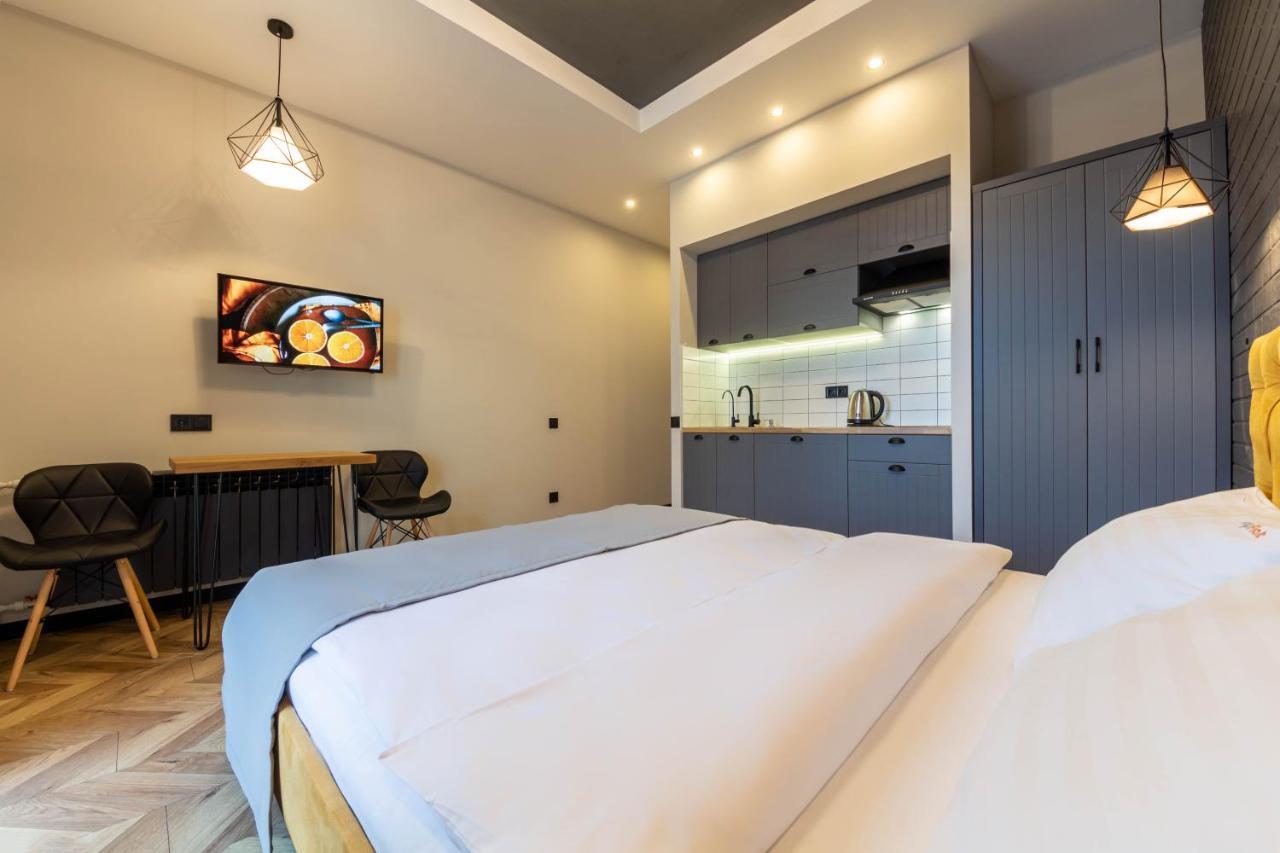 Idea Design Apart-Hotel Prorizna Kiev Luaran gambar