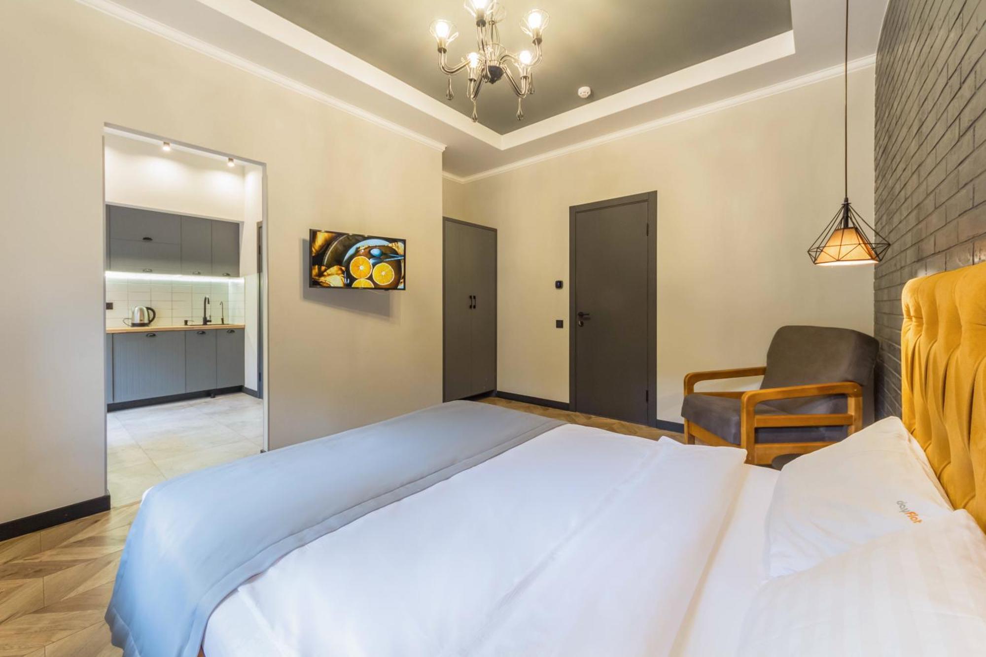 Idea Design Apart-Hotel Prorizna Kiev Luaran gambar