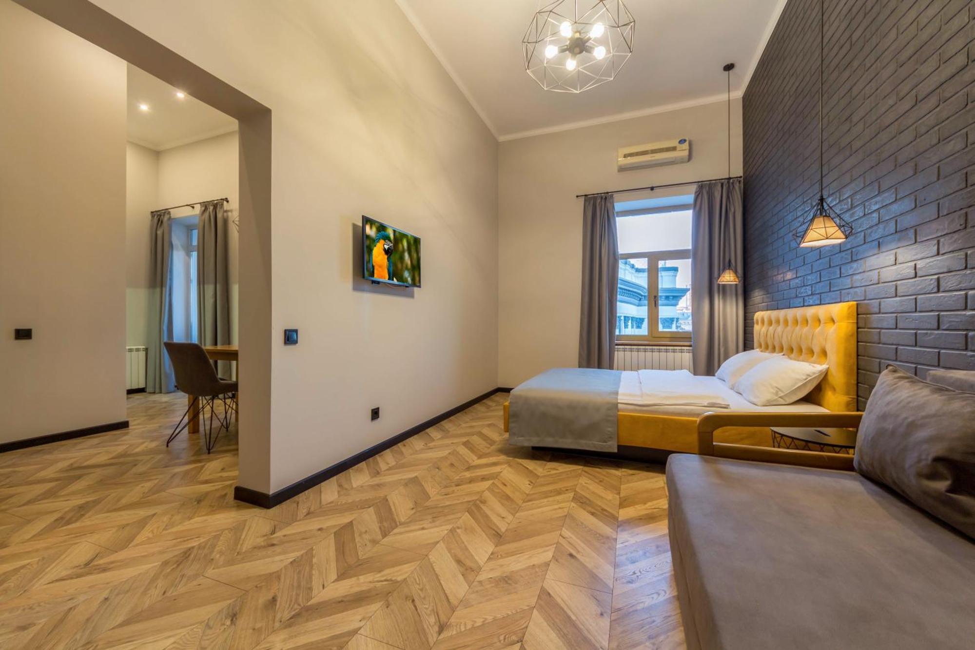 Idea Design Apart-Hotel Prorizna Kiev Luaran gambar