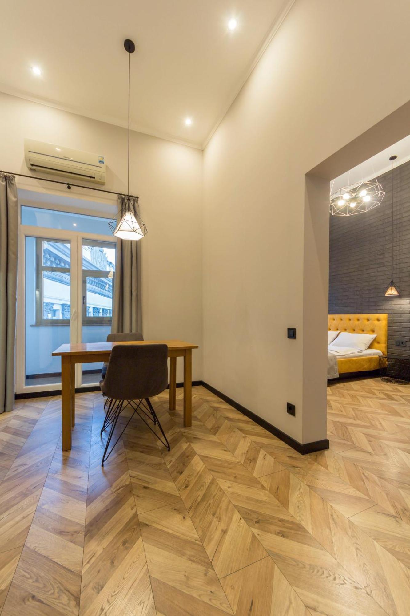 Idea Design Apart-Hotel Prorizna Kiev Luaran gambar
